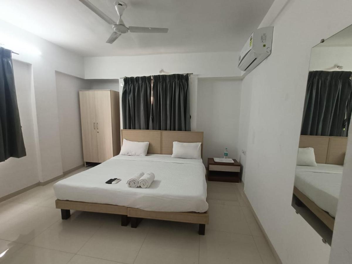 Service Apartments, Baner, Pune Esterno foto
